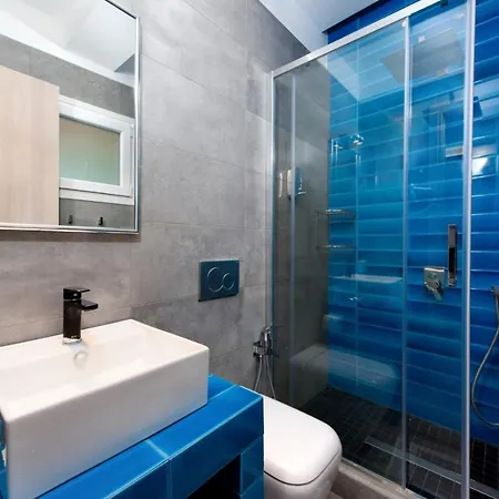 Dorotea Luxury Aparthotel Ýpsos