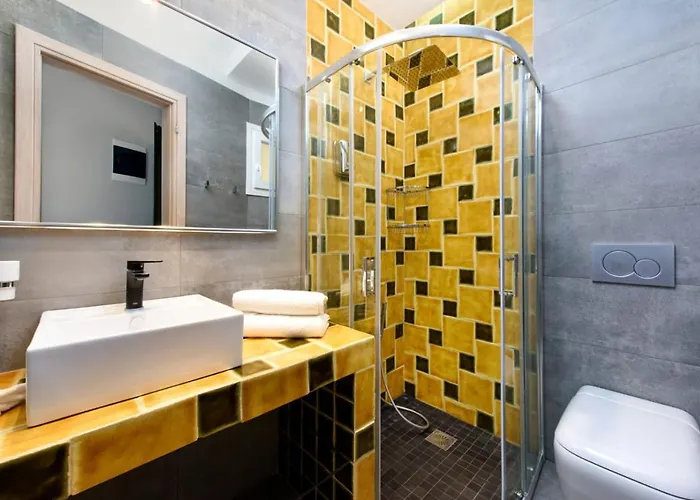 Dorotea Luxury Aparthotel Ýpsos