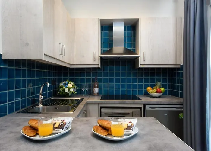 Dorotea Luxury Aparthotel 4*