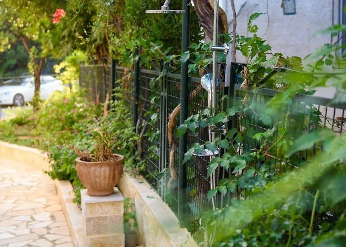 Dorotea Luxury Aparthotel 4*