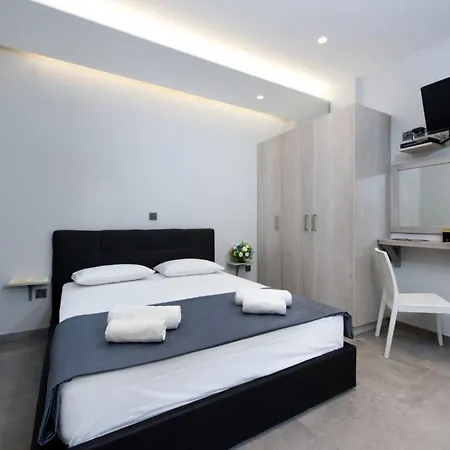 Hotel apartamentowy Dorotea Luxury Ýpsos