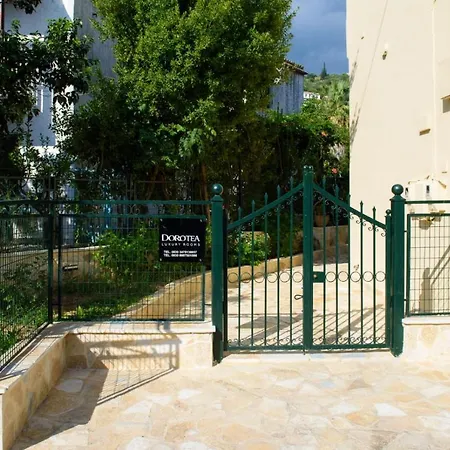 Dorotea Luxury Aparthotel 4*